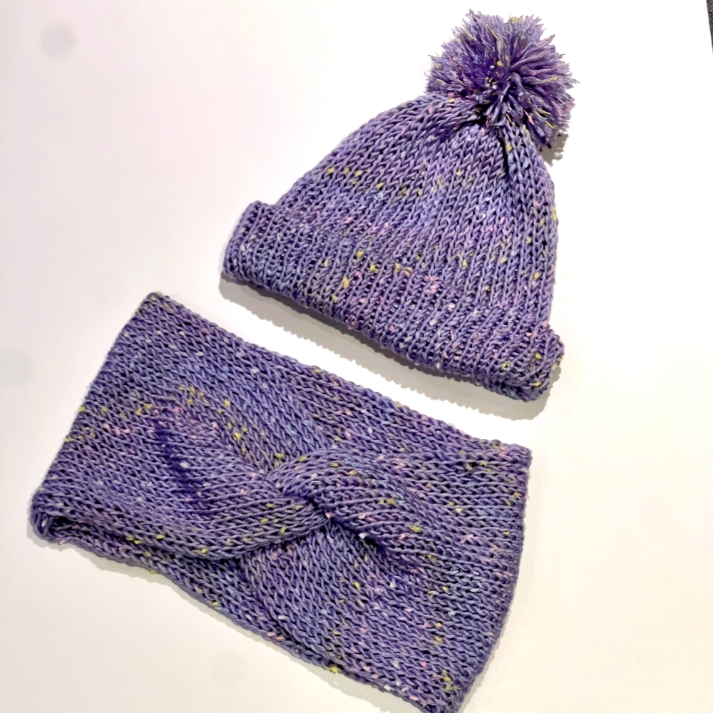 💖New! Matching toque & infinity scarf 💖